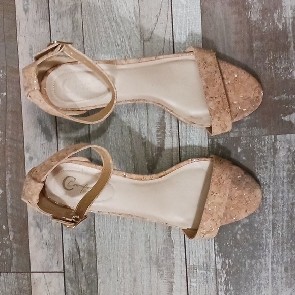 Comfort EST. 1946 Shoes - 🖤Sale🖤SHOES